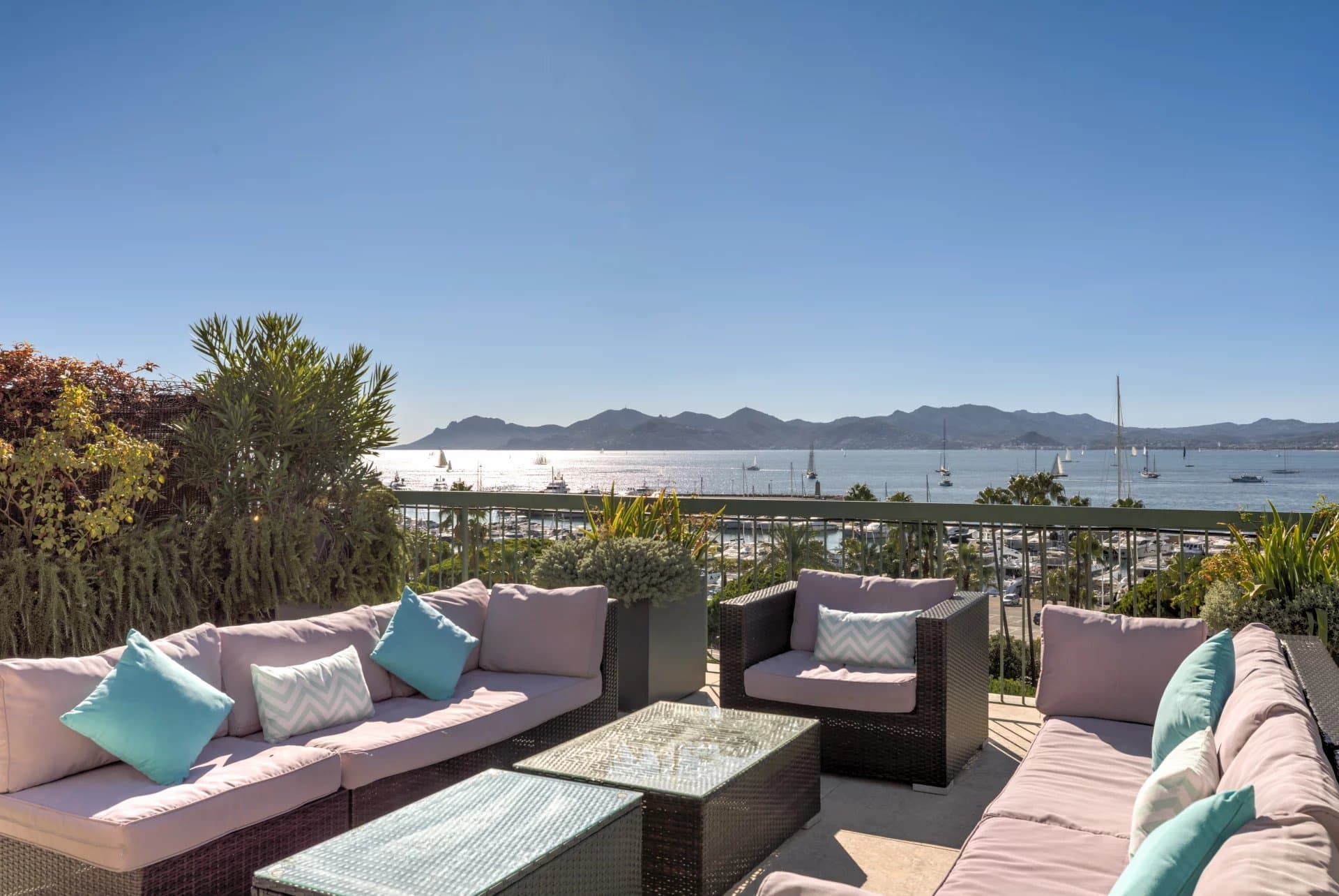 Appartement L'Alizé, Cannes — sample exterior (placeholder)