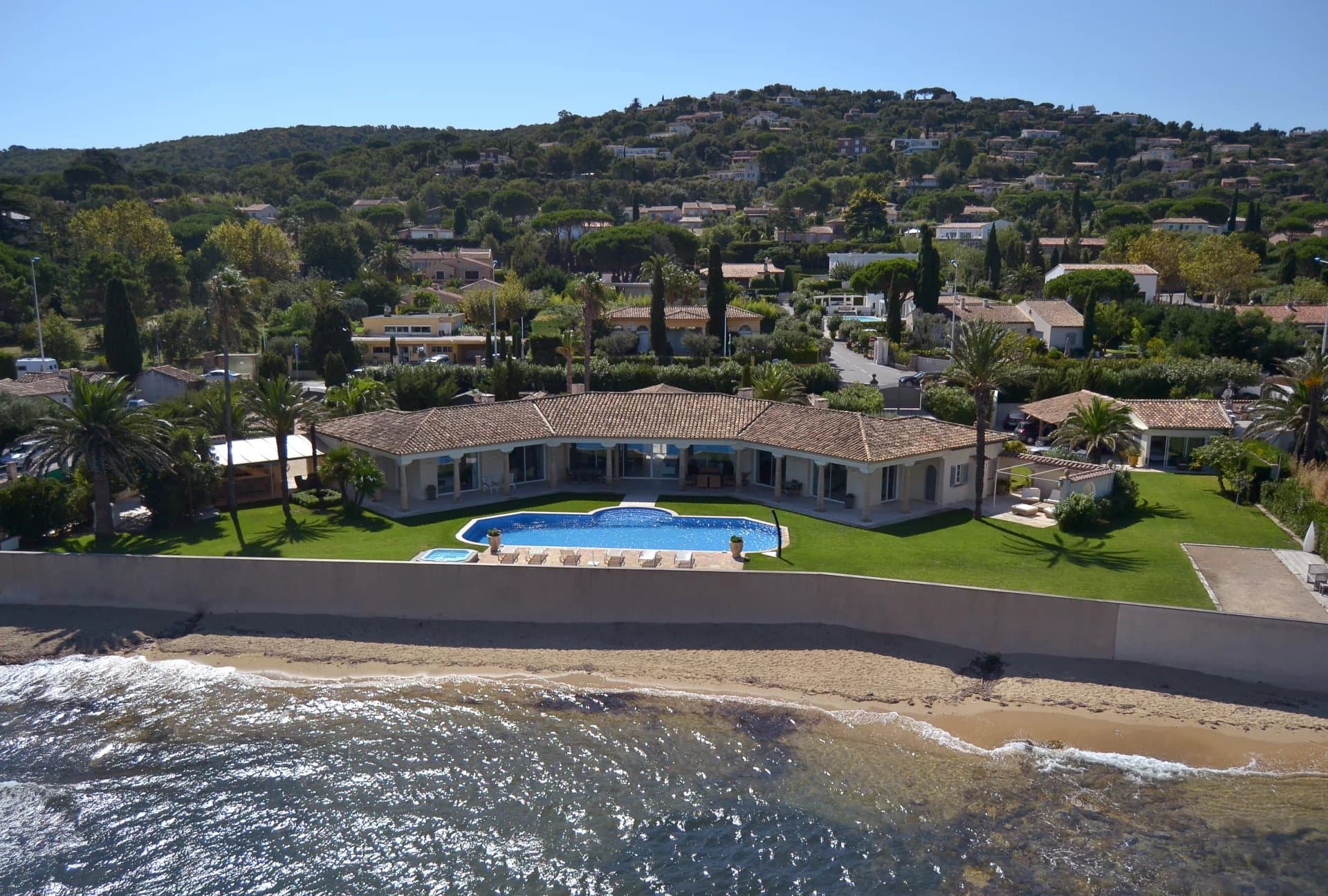 Villa Anna, Saint-Tropez — sample exterior (placeholder)