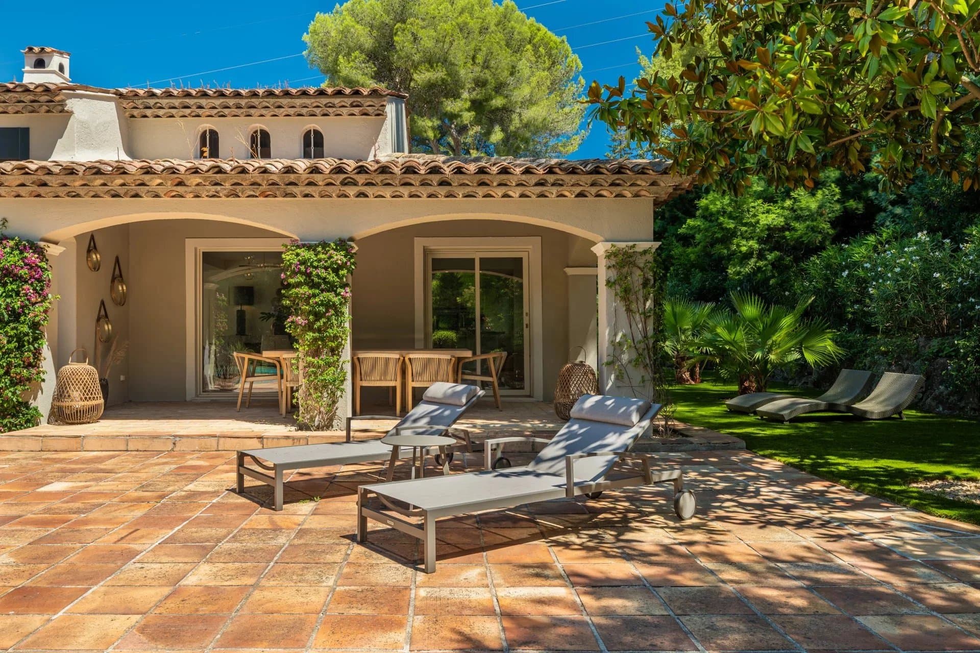 Villa Marcel, Mougins — sample exterior (placeholder)