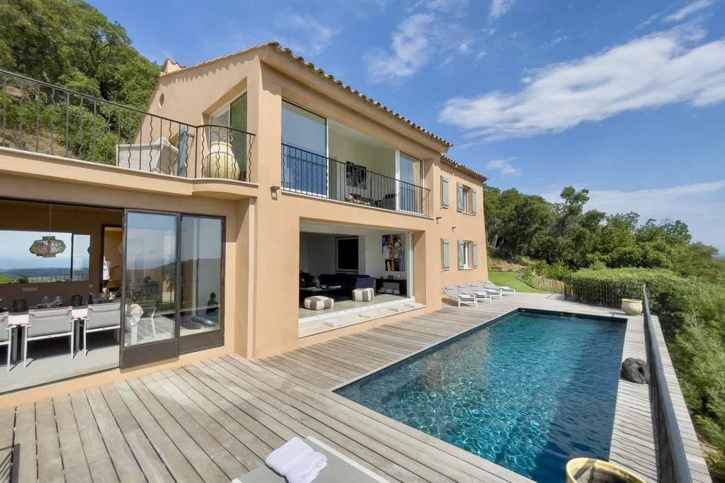Villa Sea View, Ramatuelle — sample exterior (placeholder)